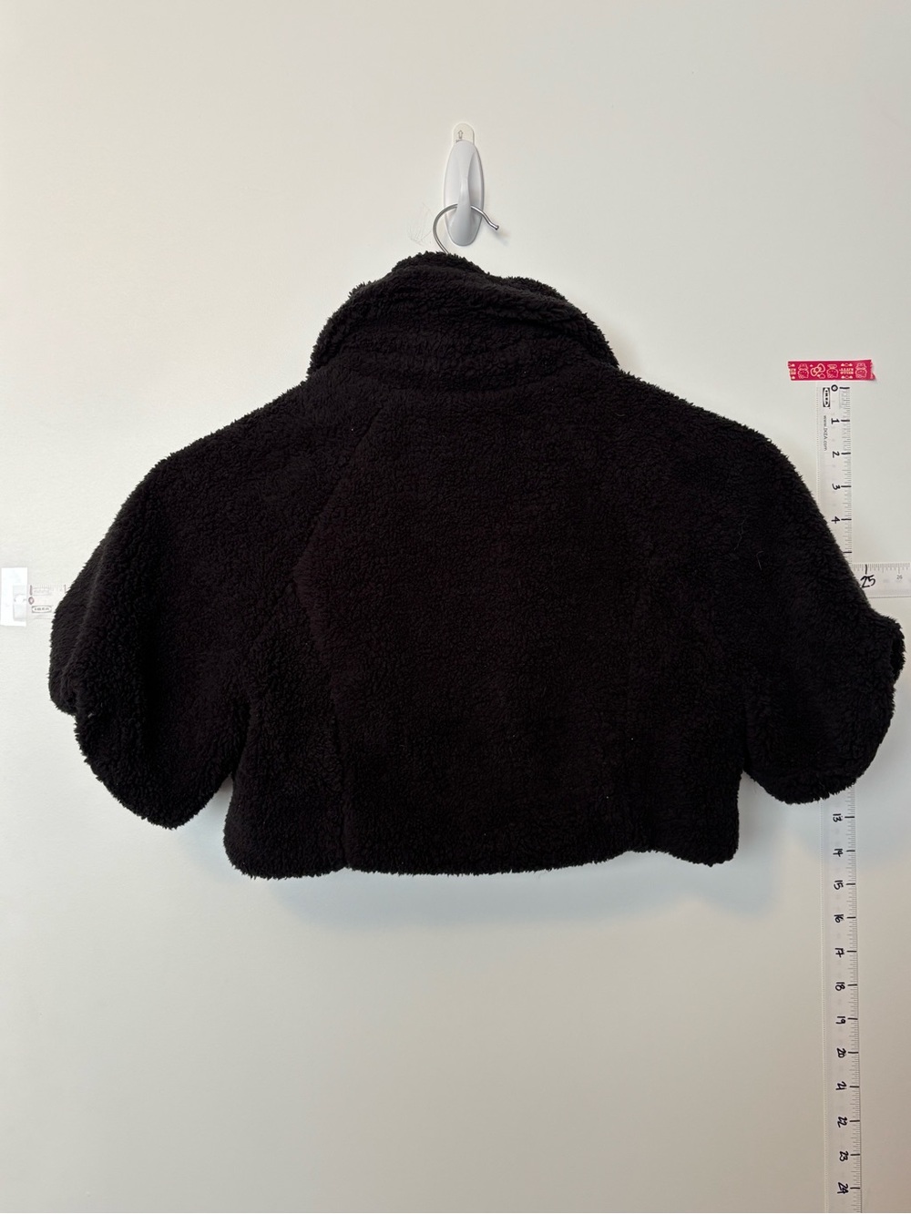 Black Faux Fur Fleece Capelet Jacket with Satin Bow Sz M. - Picture 3 of 6